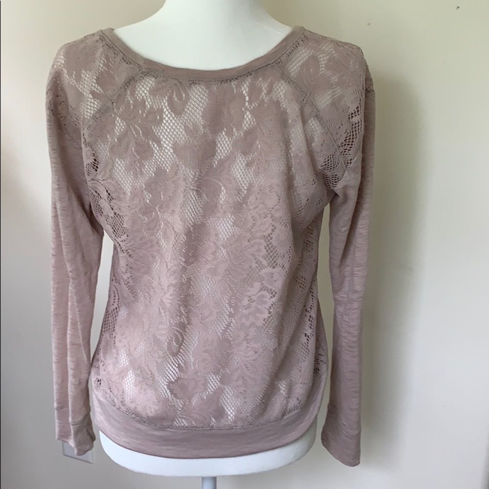 LACE BACK TOP